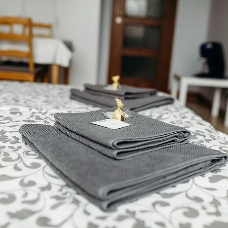 Grey Ii アパート